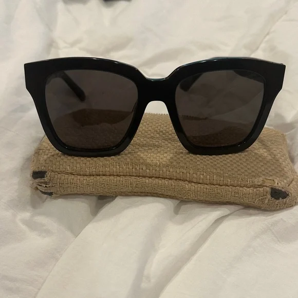 The original Gentle Monster ‘The Dreamer’ sunglasses. GENTLE MONSTER The Dreamer tortoise resin Mirror lens  main image 4